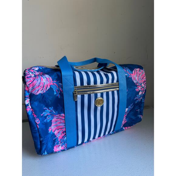 Lilly Pulitzer Overnight Duffle Weekender Bag For the Fans w/pouch new blue pink - Picture 7 of 12